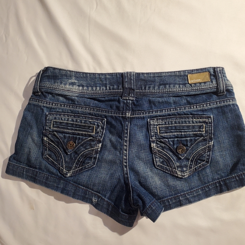 Refuge size 9 blue jean shorts - Picture 2 of 3